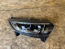 Load image into Gallery viewer, Frontscheinwerfer Renault Kadjar 260108354R 260105274R LED Rechts Headlight