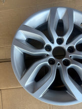 Load image into Gallery viewer, 1x Alufelge 17 Zoll 7.5" 5x120 6787576 BMW F25 Rim Wheel FEL5732571670lg