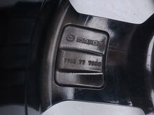 Laden Sie das Bild in den Galerie-Viewer, 1x Alufelge 18 Zoll 7.0" 5x114.3 45ET Glanz Graphit 9965777080 Mazda Mx-30 FEL4818350302bk