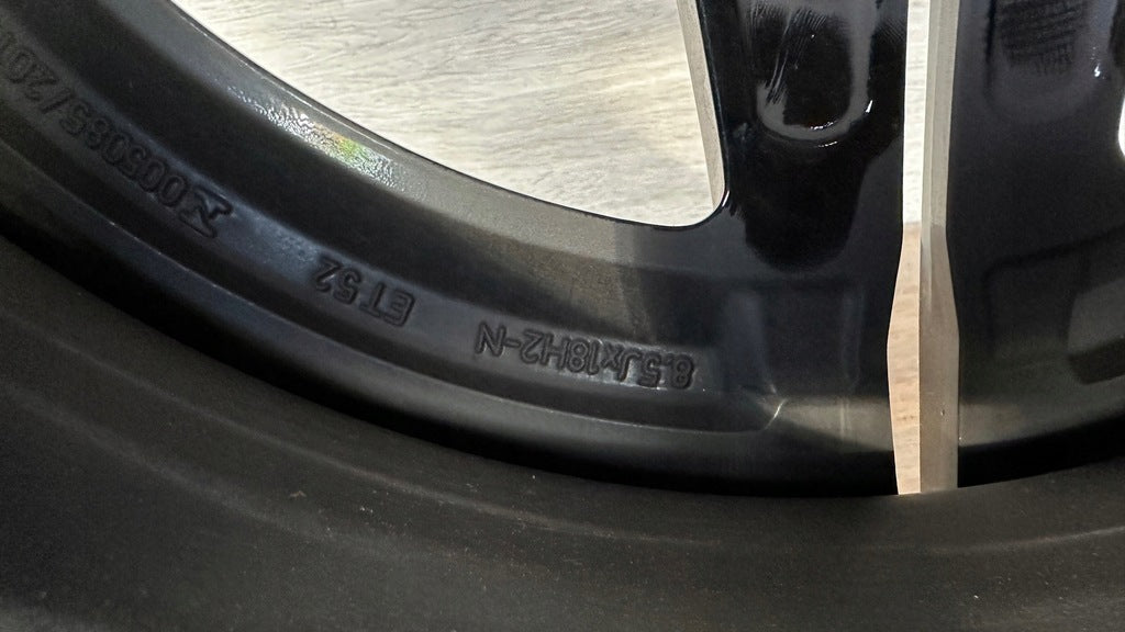 1x Alufelge 18 Zoll 8.5" 5x112 52ET A2064011800 Mercedes-Benz Rim Wheel FEL3206028822kb