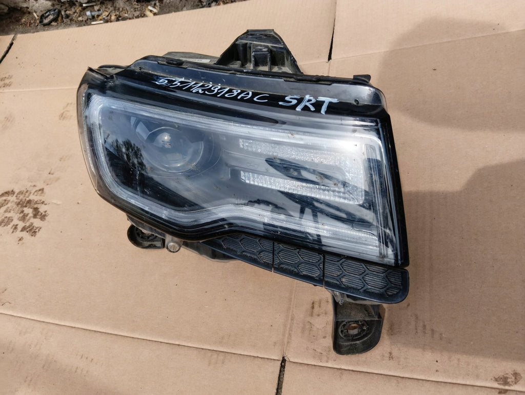 Frontscheinwerfer Jeep Wk2 55112918AC Rechts Scheinwerfer Headlight SCH9193623718op
