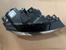 Laden Sie das Bild in den Galerie-Viewer, Frontscheinwerfer Audi A5 8T0941005C 8T0941006C Xenon Ein Satz Headlight