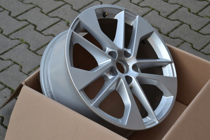1x Alufelge 18 Zoll 7.0" 5x112 45ET 81A601025E Audi Rim Wheel FEL9867469741om