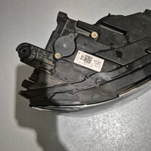 Load image into Gallery viewer, Frontscheinwerfer VW T-Roc 2GA941036P LED Rechts Scheinwerfer Headlight SCH7546530220zg