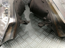 Laden Sie das Bild in den Galerie-Viewer, Frontscheinwerfer Citroën C4 Grand Picasso Xenon Ein Stück (Rechts oder Links)