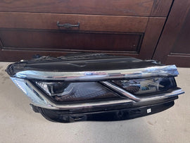 Frontscheinwerfer VW Touareg 761941082 LED Rechts Scheinwerfer Headlight