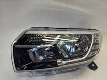 Laden Sie das Bild in den Galerie-Viewer, Frontscheinwerfer Dacia Logan Sandero II 260605665R Links Scheinwerfer Headlight SCH8448040216mi