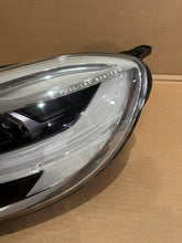 Laden Sie das Bild in den Galerie-Viewer, Frontscheinwerfer Volvo V40 31420447 LED Links Scheinwerfer Headlight SCH9735566257kv
