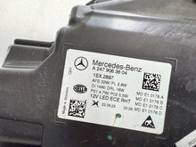 Laden Sie das Bild in den Galerie-Viewer, Frontscheinwerfer Mercedes-Benz Gla H247 A2479063604 LED Rechts Headlight SCH9635350149ri