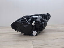 Laden Sie das Bild in den Galerie-Viewer, Frontscheinwerfer Mercedes-Benz W177 A1779064306 Links Scheinwerfer Headlight SCH6688506326gb
