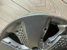 Laden Sie das Bild in den Galerie-Viewer, 1x Alufelge 17 Zoll 7.0" 5x114.3 52910-K4000 Hyundai Kona Rim Wheel FEL8595407112td