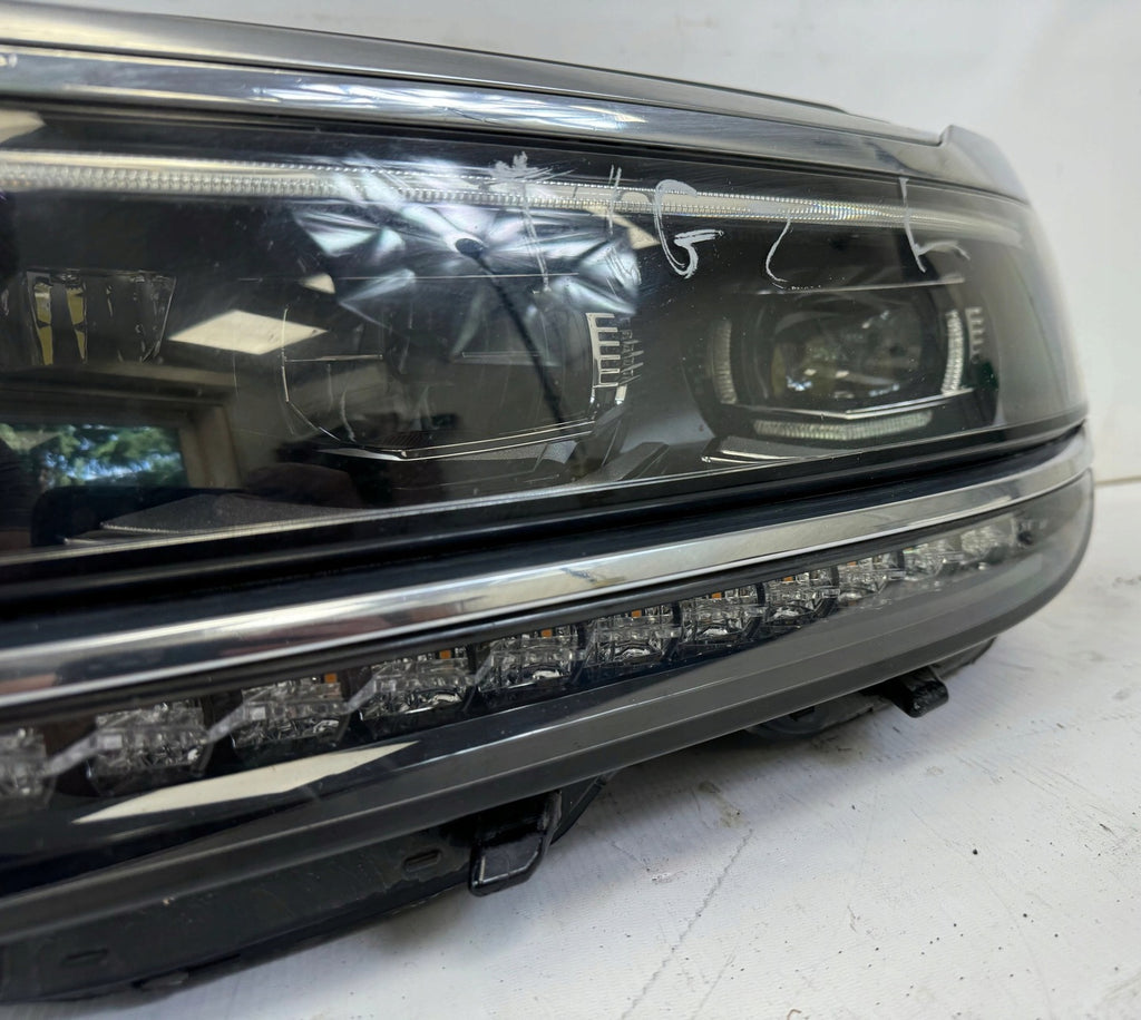 Frontscheinwerfer VW Tiguan 5NB941081A Ein Stück (Rechts oder Links) Headlight