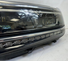 Load image into Gallery viewer, Frontscheinwerfer VW Tiguan 5NB941081A Ein Stück (Rechts oder Links) Headlight