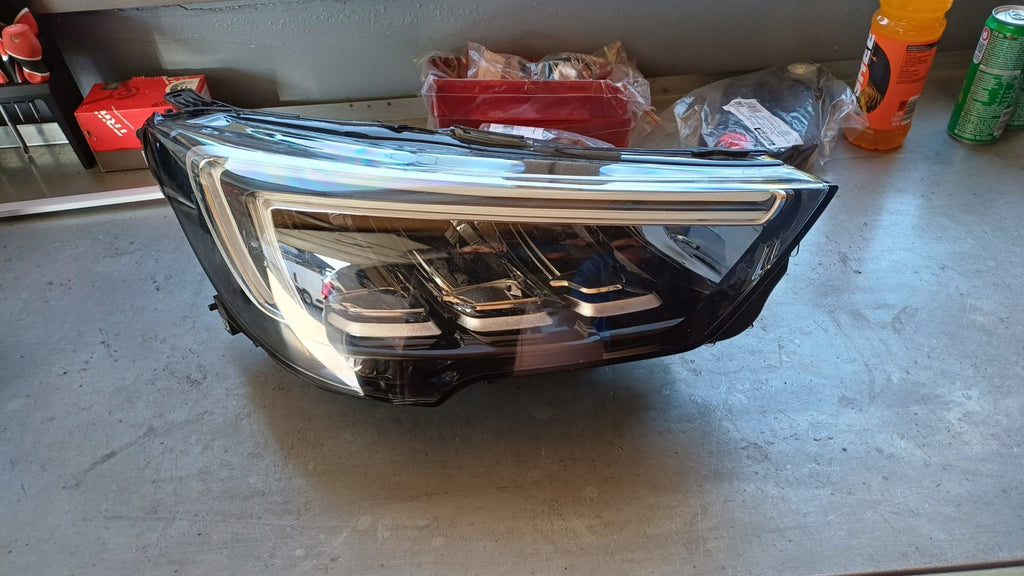 Frontscheinwerfer Opel Crossland X 39153432 Full LED Rechts Headlight SCH6453617637mu
