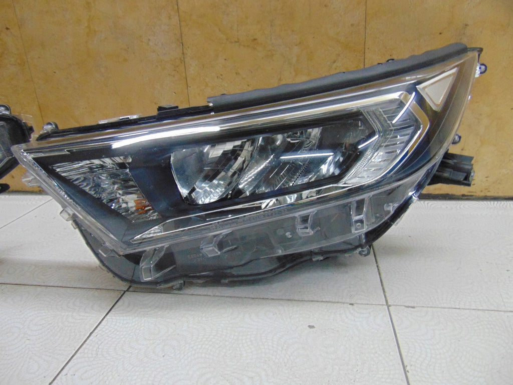 Frontscheinwerfer Toyota V Ein Stück (Rechts oder Links) Scheinwerfer Headlight