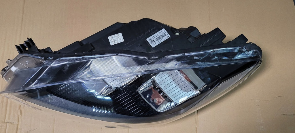 Frontscheinwerfer Ford Kuga LV4B-13E015-FC Links Scheinwerfer Headlight