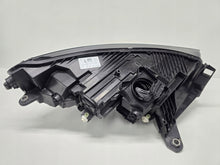 Laden Sie das Bild in den Galerie-Viewer, Frontscheinwerfer Skoda Enyaq I 5LB941015B Links Scheinwerfer Headlight SCH1038183314si