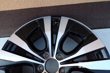 Laden Sie das Bild in den Galerie-Viewer, 1x Alufelge 17 Zoll 7.5&quot; 5x108 40,5ET Glanz 32327081 Volvo Rim Wheel