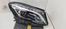 Laden Sie das Bild in den Galerie-Viewer, Frontscheinwerfer Mercedes-Benz Gla A1569063200 Xenon Rechts Headlight SCH8038272601ut