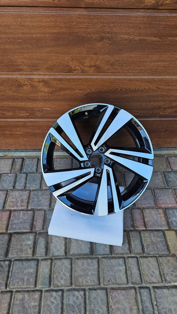 1x Alufelge 18 Zoll 5x112 2GM601025H VW T-Roc Rim Wheel FEL7844312631gy