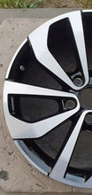 Load image into Gallery viewer, 1x Alufelge 17 Zoll 7.0" 5x112 45ET Glanz Schwarz 2GA601025AG VW T-Roc Troc FEL4668851857gg