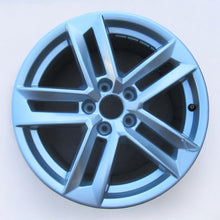 Load image into Gallery viewer, 1x Alufelge 17 Zoll 7.5&quot; 5x112 8W0601025E Audi Rim Wheel