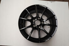 Laden Sie das Bild in den Galerie-Viewer, 1x Alufelge 17 Zoll 7.5" 5x120 47ET 6787976 BMW 1 E88 E81 E82 E87 Rim Wheel FEL6249818255hp