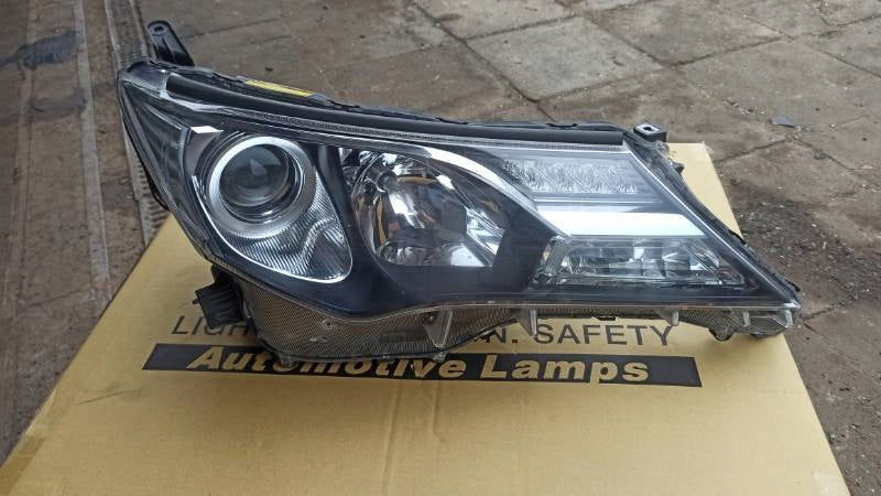 Frontscheinwerfer Toyota Rav 4 Xenon Rechts Scheinwerfer Headlight SCH1689511296kq