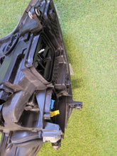 Laden Sie das Bild in den Galerie-Viewer, Frontscheinwerfer Mercedes-Benz W447 A4479060101 LED Links Headlight SCH8255241388ei