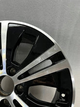 Laden Sie das Bild in den Galerie-Viewer, 1x Alufelge 17 Zoll 7.5&quot; 5x112 40ET Glanz A2134015100 Mercedes-Benz W213 S213
