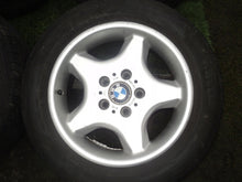 Laden Sie das Bild in den Galerie-Viewer, 4x Alufelge 16 Zoll 7.0" 5x120 20ET Glanz Weiß BMW Rim Wheel FEL4567017364za
