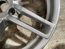 Laden Sie das Bild in den Galerie-Viewer, 1x Alufelge 19 Zoll 8.5&quot; 5x130 54ET 99136214102 Porsche 991 Carrera Rim Wheel