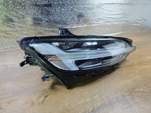 Load image into Gallery viewer, Frontscheinwerfer Volvo V60 S60 22037602000 Rechts Scheinwerfer Headlight SCH5517766516ms