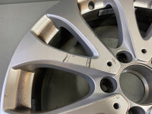 Load image into Gallery viewer, 1x Alufelge 18 Zoll 8.0&quot; 5x112 43ET Glanz Silber A2134011100 Mercedes-Benz W213