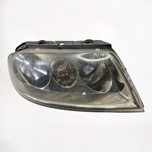 Laden Sie das Bild in den Galerie-Viewer, Frontscheinwerfer VW Passat 3B7941016Q Rechts Scheinwerfer Headlight