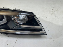Load image into Gallery viewer, Frontscheinwerfer VW Touareg 7P1941752 Xenon Rechts Scheinwerfer Headlight SCH9865567832bh
