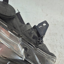 Laden Sie das Bild in den Galerie-Viewer, Frontscheinwerfer Renault Clio IV 260106961R Rechts Scheinwerfer Headlight SCH3741631819jy