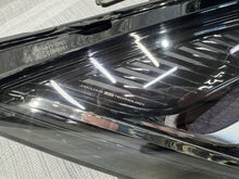 Laden Sie das Bild in den Galerie-Viewer, Frontscheinwerfer Jaguar E-Pace Rechts Scheinwerfer Headlight SCH8301096955is
