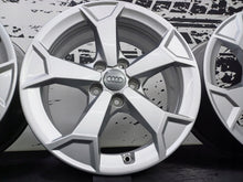 Laden Sie das Bild in den Galerie-Viewer, 4x Alufelge 17 Zoll 6.5" 5x112 38ET Silber Audi A3 Superb I Octavia Kodiaq FEL3794052618yo