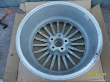 Laden Sie das Bild in den Galerie-Viewer, 1x Alufelge 17 Zoll 7.5" 5x112 35ET Glanz Silber KBA49634 Rim Wheel FEL8520130687af