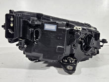 Laden Sie das Bild in den Galerie-Viewer, Frontscheinwerfer Skoda Superb III 3V1941015DD Full LED Links Headlight