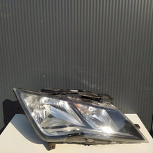 Load image into Gallery viewer, Frontscheinwerfer Seat Leon 5F1941006A Rechts Scheinwerfer Headlight