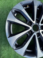 Laden Sie das Bild in den Galerie-Viewer, 1x Alufelge 16 Zoll 6.5&quot; 5x114.3 403005287R Renault Rim Wheel