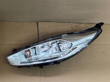 Laden Sie das Bild in den Galerie-Viewer, Frontscheinwerfer Ford Fiesta I VII C1BB-13W030-CH Links Scheinwerfer Headlight SCH3009720205xr