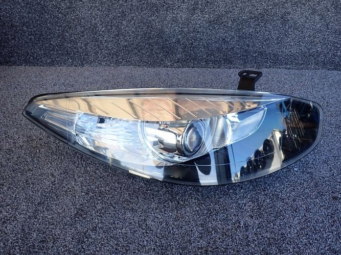 Frontscheinwerfer Renault Fluence 260101517 Rechts Scheinwerfer Headlight