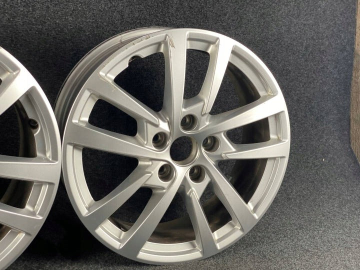 1x Alufelge 17 Zoll 5x112 8V0601025DH Audi A3 Rim Wheel FEL1162943953ic