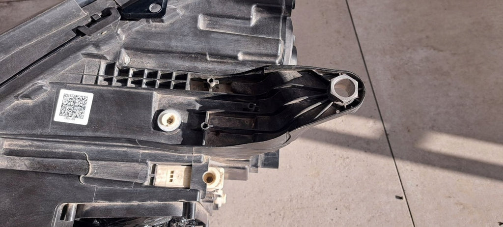 Frontscheinwerfer Mercedes-Benz Gle A1679068607-1 LED Rechts Headlight SCH3676993462hu