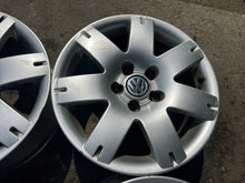 Laden Sie das Bild in den Galerie-Viewer, 4x Alufelge 16 Zoll 7.0" 5x112 37ET Glanz Silber 3B0601025L VW Rim Wheel FEL5991866549jt