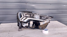 Laden Sie das Bild in den Galerie-Viewer, Frontscheinwerfer Audi Q3 83A941034 LED Rechts Scheinwerfer Headlight