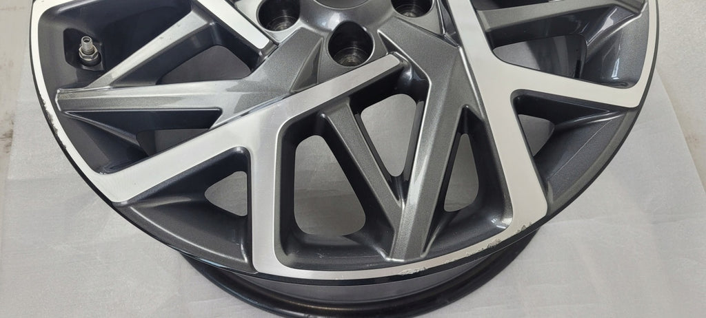 1x Alufelge 18 Zoll 7.5" 5x114.3 50ET 52910-CM300 Hyundai Kona Rim Wheel FEL7065007255lz